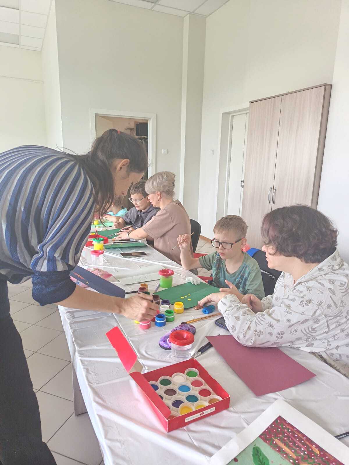 В Минусинске стартовал новый социокультурный проект "Искусство во имя любви".